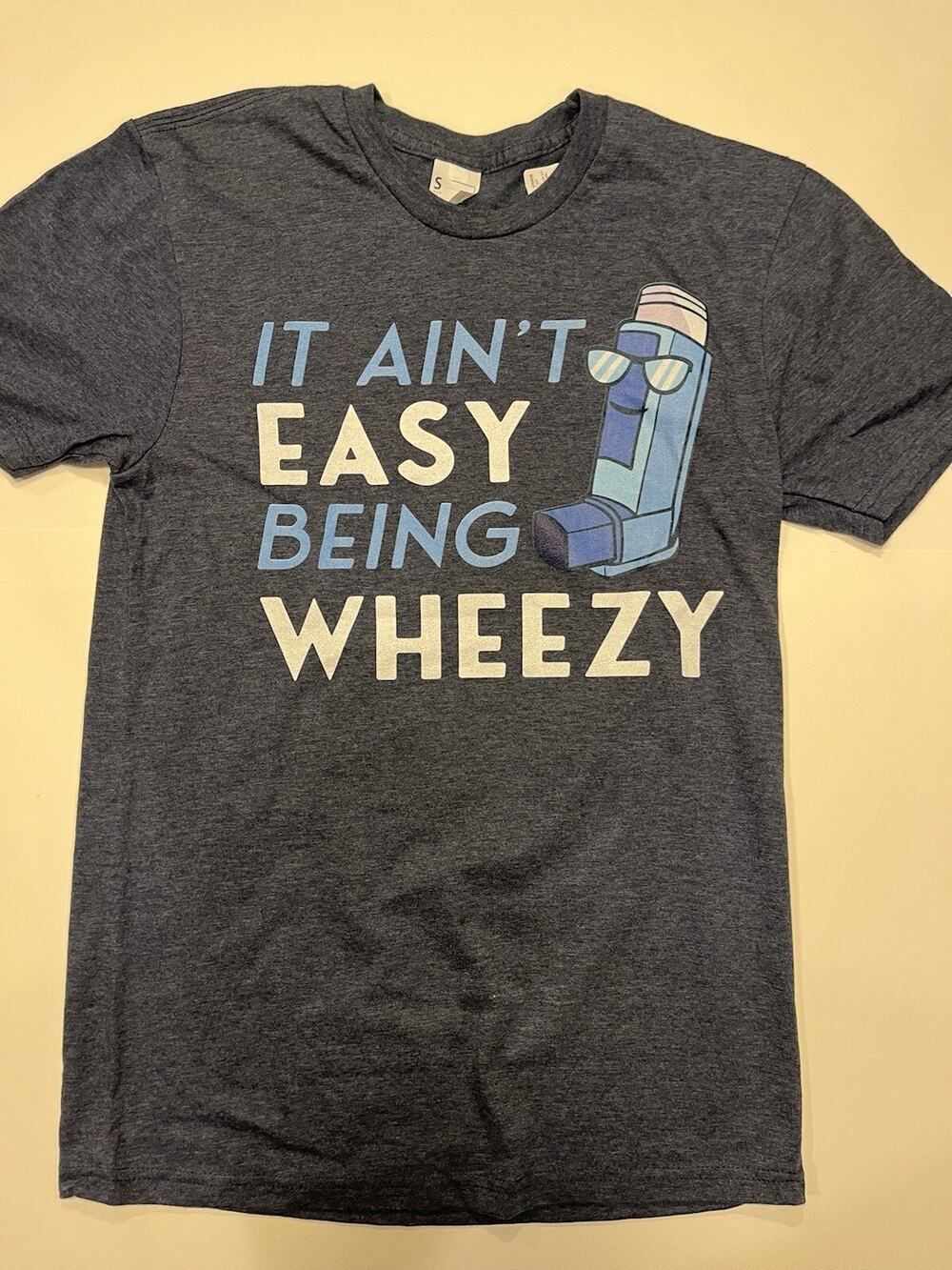 Graphic T-shirt Adult Small Blue “it Ain’t Easy Bring Weezy”